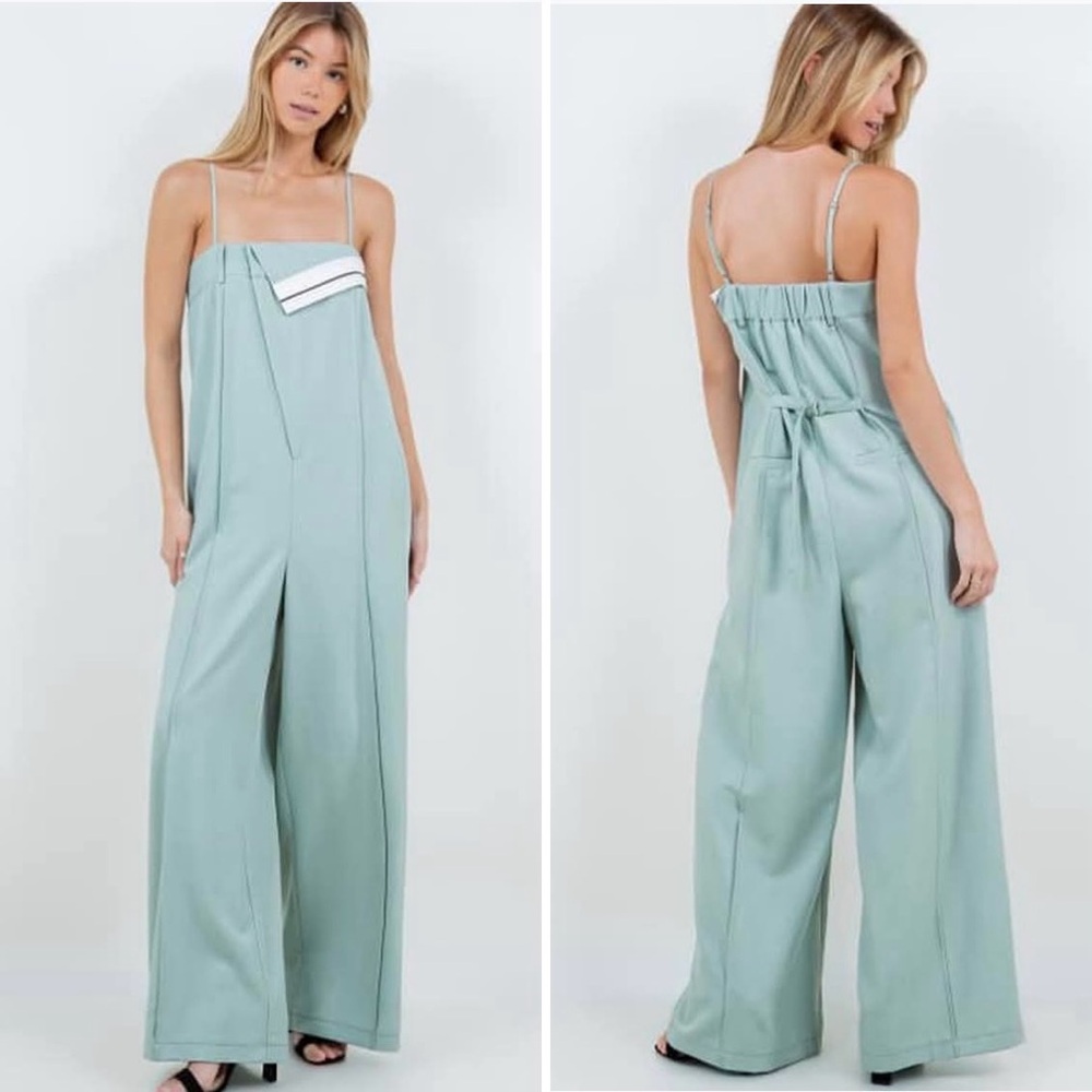 White room & Cactus Chic sage Jumpsuit size medium NWT